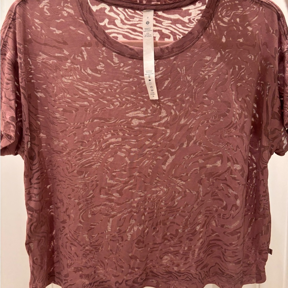 Lululemon Cates Tee *Veil Size 8 Spiced Chai Pink Swirl Patterned Top - Picture 6 of 6